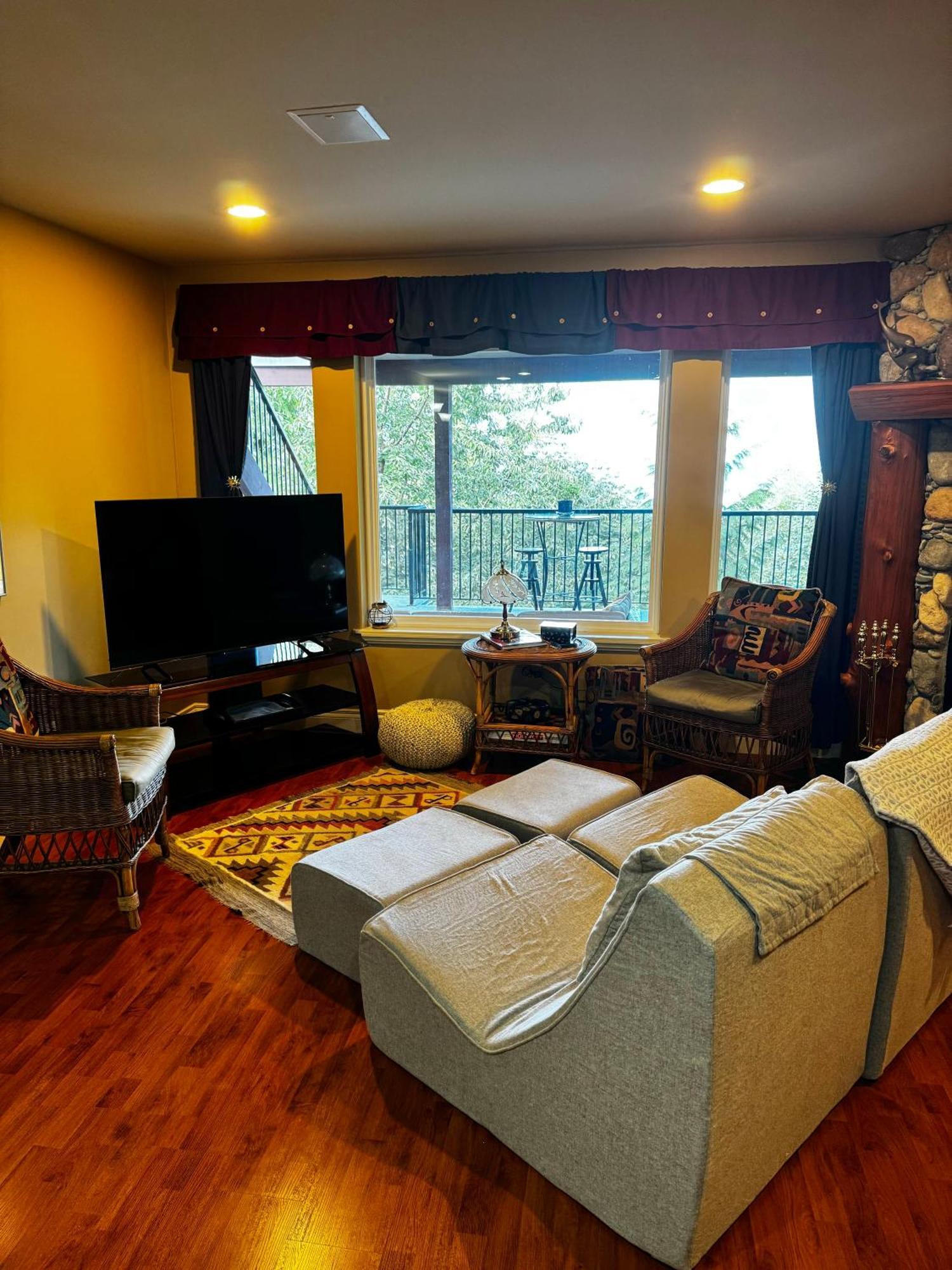 Shoreside Private Room Sechelt Ngoại thất bức ảnh
